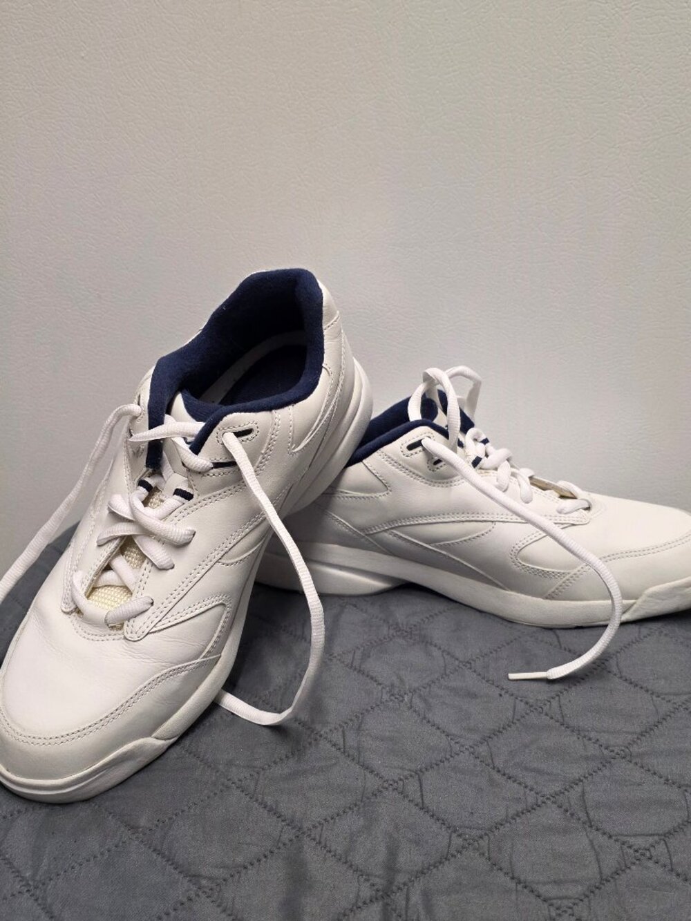 Rockport DMX ProWalker mens 11 white sneakers
